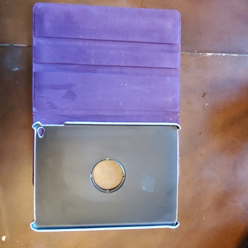 IPad Cover - Picture 4 of 4